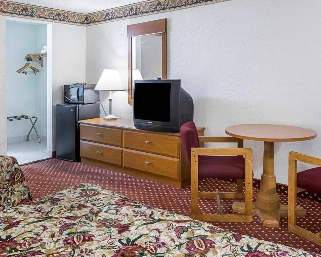 Gateway Inn Templeton Dış mekan fotoğraf